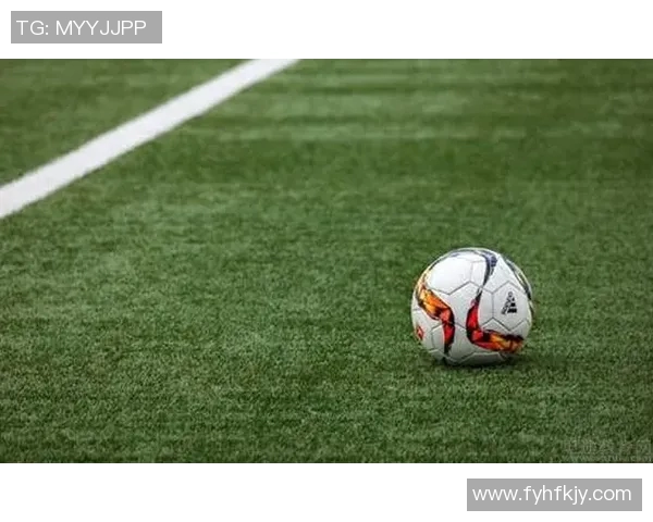 当足球巨星邂逅银幕女神爱情与梦想交织的浪漫故事