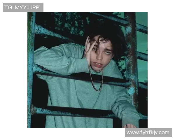 小众头像中的足球明星男生展现独特魅力与个性风采